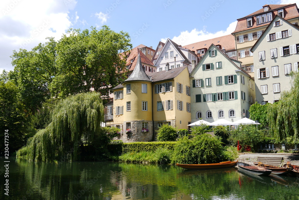 Hölderlinturm am Neckar in Tübingen