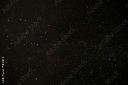 Sternenhimmel über dem Darß mit Milchstraße, Plejaden, Sternbild Perseus und Andromedanebel