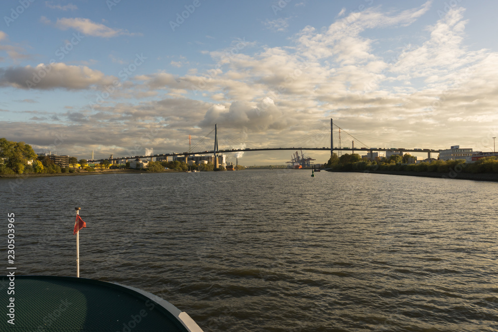 Köhlbrandbrücke Hafen