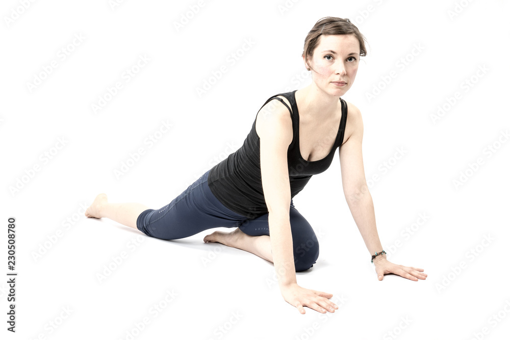 Junge Frau beim Yoga
