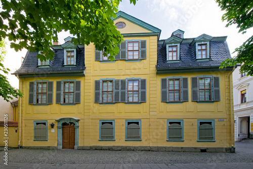 Obraz na płótnie Das Schillerhaus in Weimar, Thüringen, Deutschland w salonie