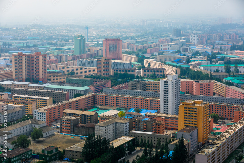 Obraz premium North Korea, Pyongyang - Panoramic shooting of the central part of North Korea's capital city Pyongyang 
