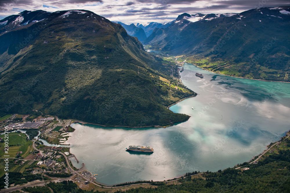 Naklejka premium Loen Skilift Norwegia