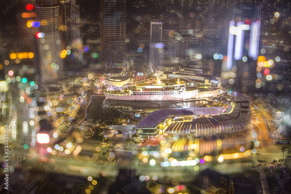 Night View of Shenzhen Maritime World City - obrazy, fototapety, plakaty 
