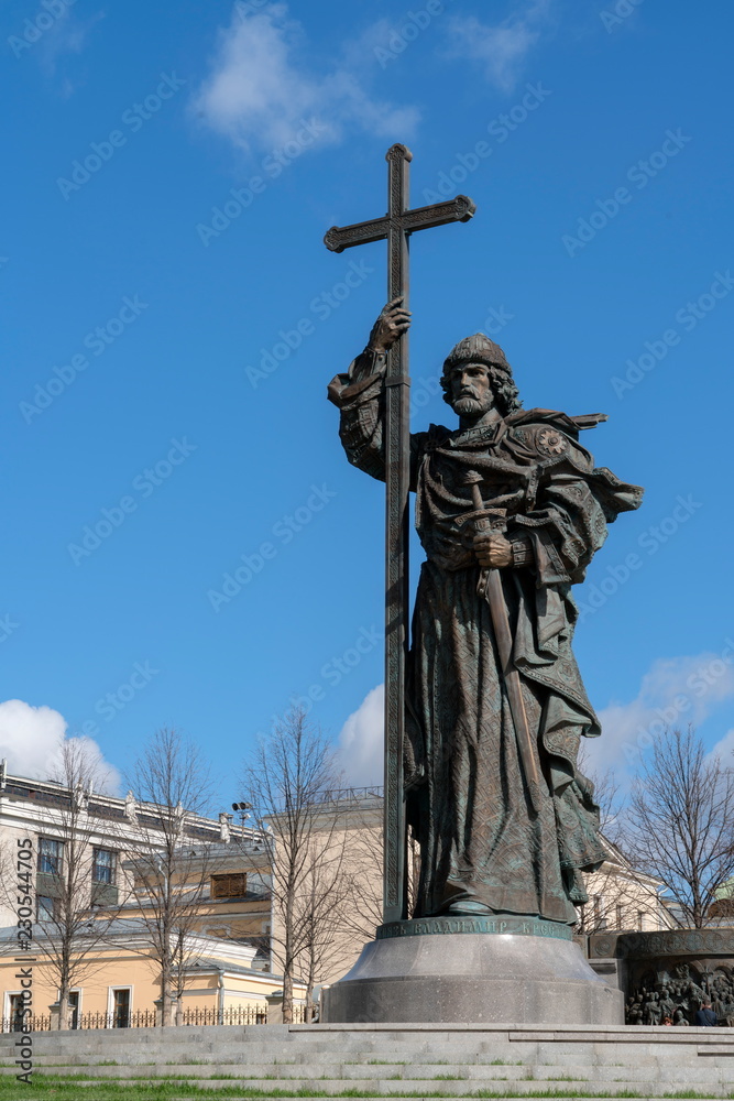 Памятник Князю Владимиру В Москве Фото