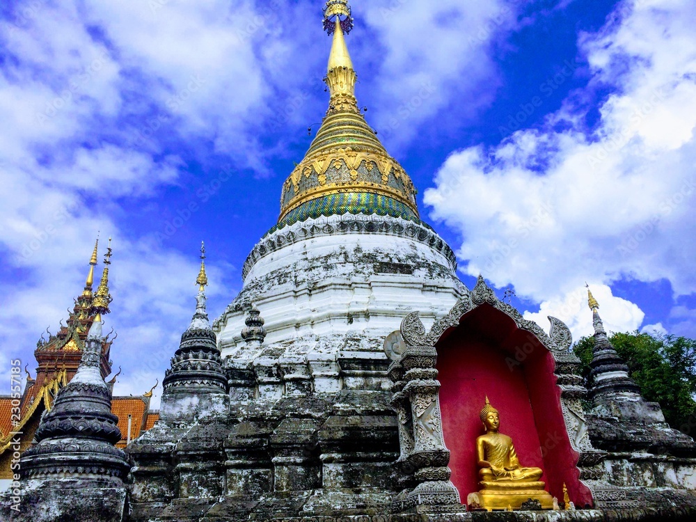 Fototapeta premium Buddhist temple 