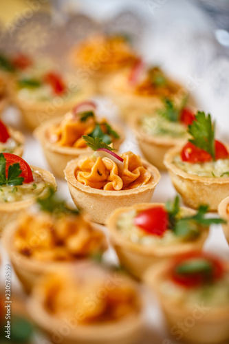 Tartlets with spiced cheese