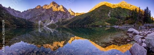 Fototapeta Naklejka Na Ścianę i Meble -  Alpine lake in Tatras, Morskie Oko, Poland
