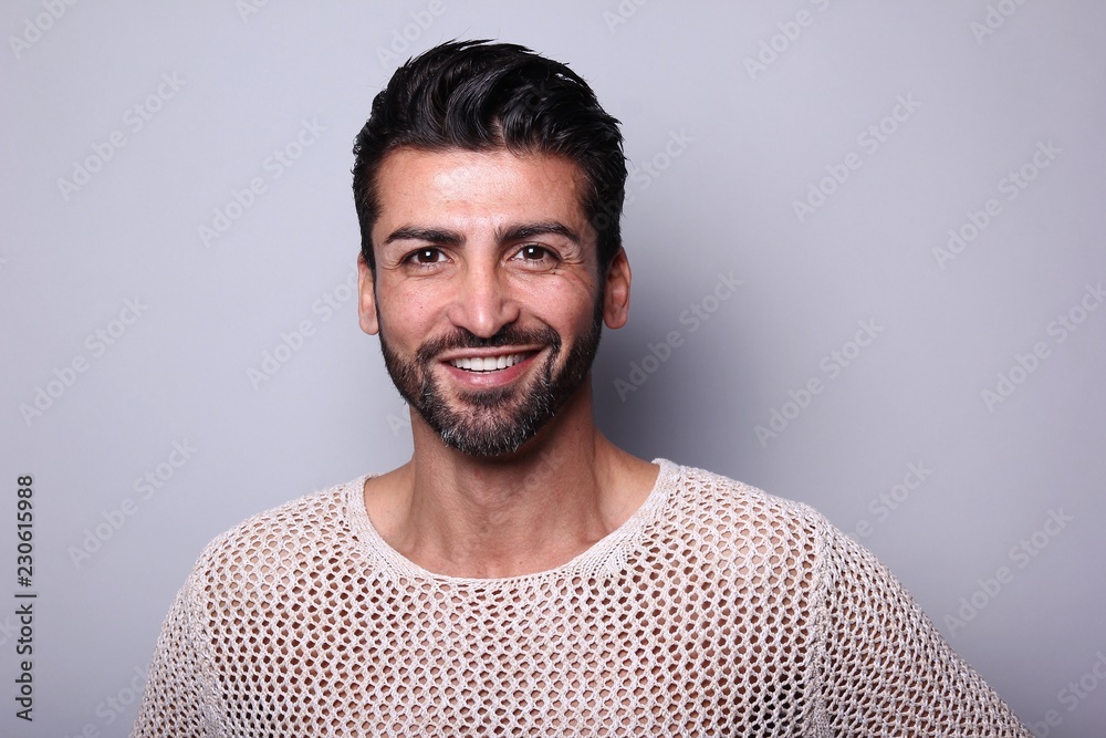 Obraz premium Portrait of a mixed race man