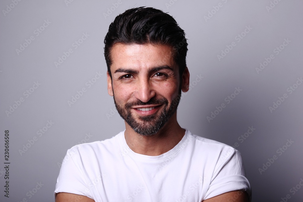 Obraz premium Portrait of a mixed race man
