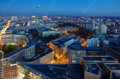 Berlinpanorama blaue Stunde