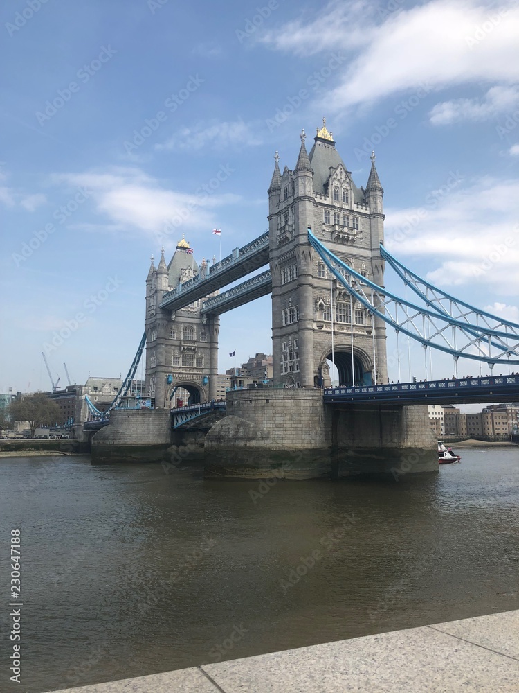 Obraz premium Tower Bridge w Londynie
