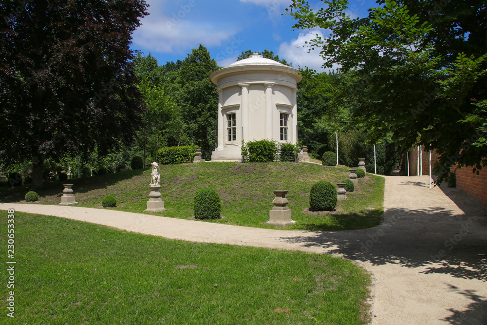 Fontanestadt Neuruppin, Mark Brandenburg, Tempel Garten 