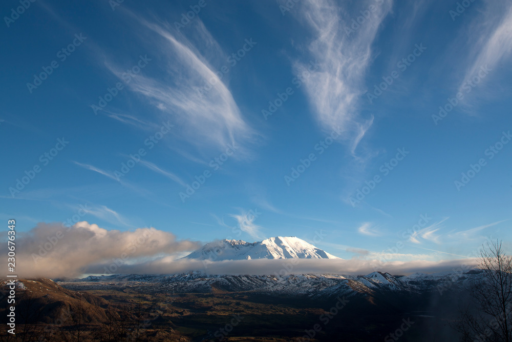 Fototapeta premium sunset in the mountains