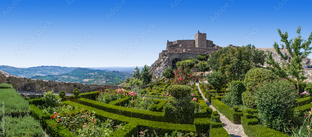Hilltop Castle garden