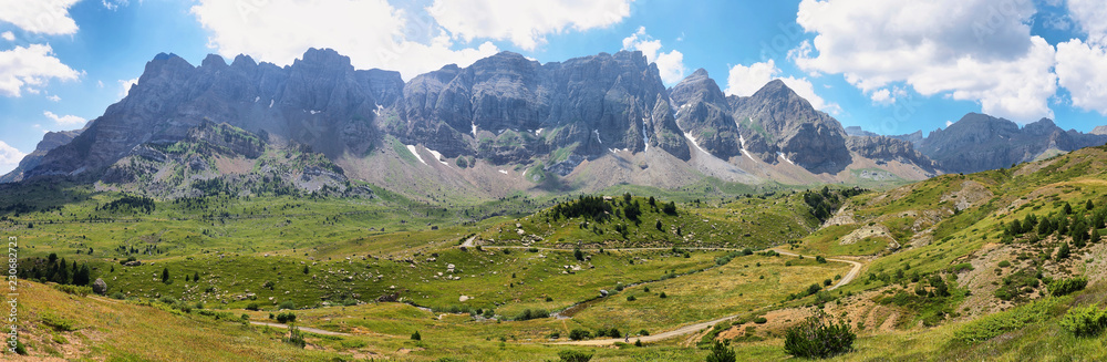 Partacua range in Valley of Tena in Pyrenees, Spain. Partacua range in Valley of Tena in Pyrenees, Spain.