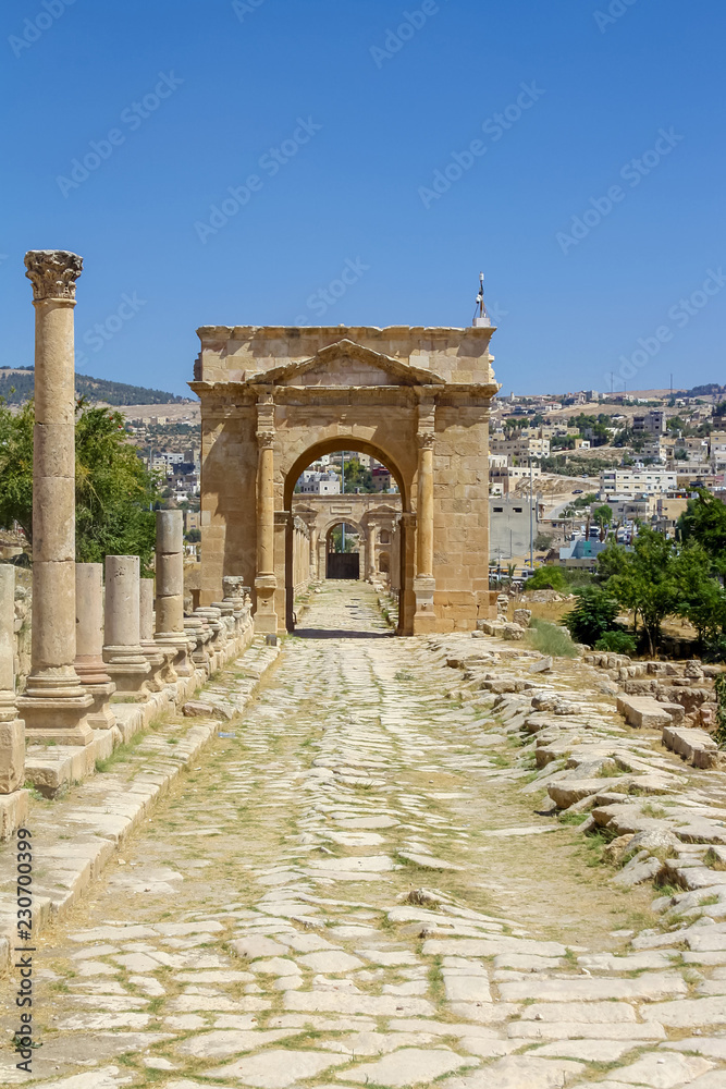 Ruins of the temple of Jerash - Jordan