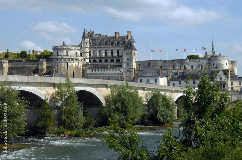 Château Royal d'Amboise surplombe la Loire, Château Royal d'Amboise surplombe la Loire,