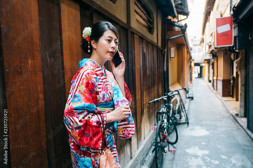 Japanese young girl calling her boyfriend