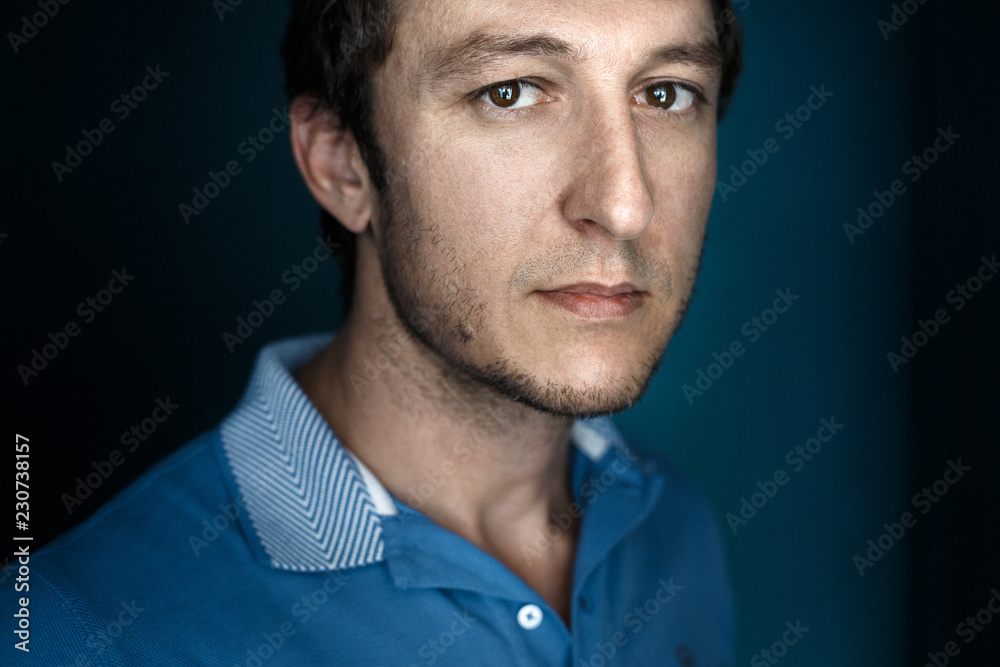 Obraz premium Headshot Portrait Of Handsome Real Strong Man. Creativity Concept