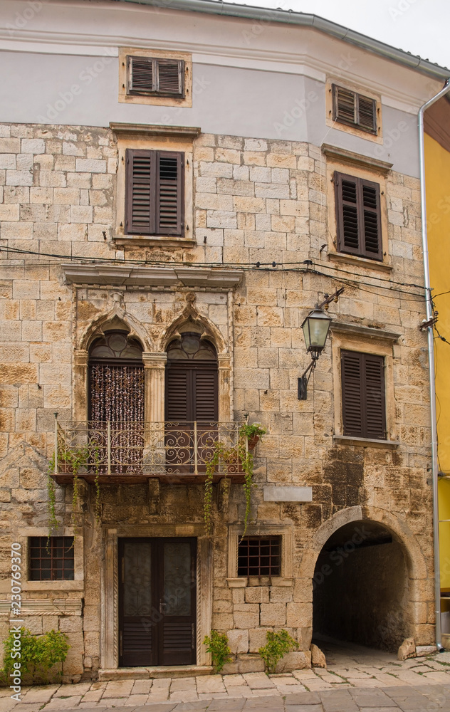 A building in the historic village of Vodnjan (also called Dignano) in Istria, Croatia
