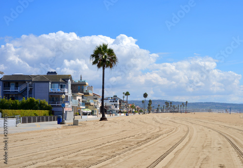 Californian beach and promenade, Newport Beach, Orange Country, USA