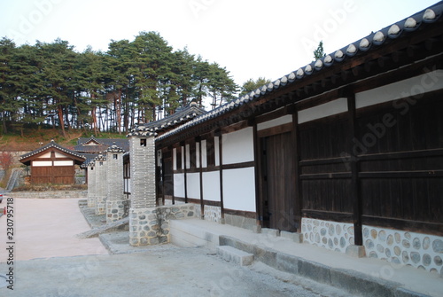 An old house of Seongyojang