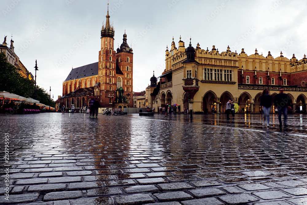 Naklejka premium St. Mary's Basilica in Krakow