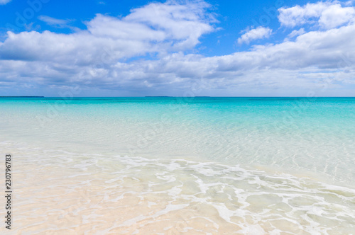 Fototapeta Naklejka Na Ścianę i Meble -  Tropical beach with fine white sand on Ouvea Island, New Caledonia. France.