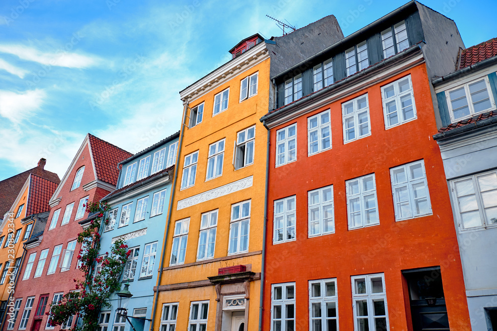 Fototapeta premium colorful, old and beautiful buildings in Copenhagen
