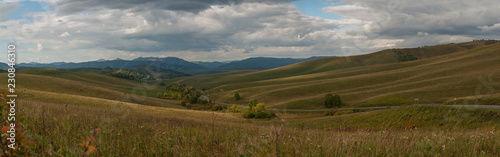 Altai mountains road throug...