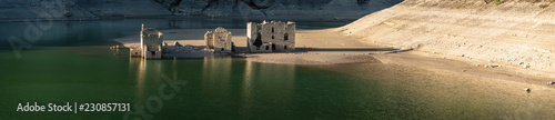 Photos Abandoned house on artificial lake bed