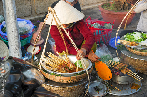 Hoi An: the market and food in the city