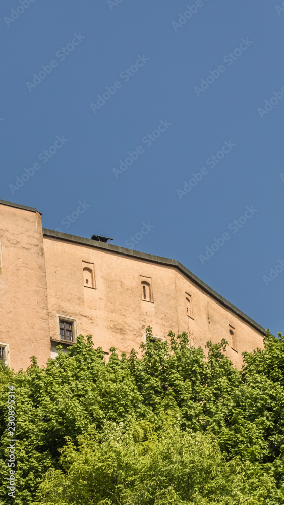Smartphone HD wallpaper of fortress Falkenstein