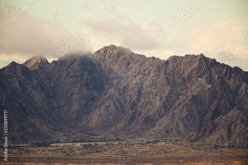 view of mountains © PerroRojo