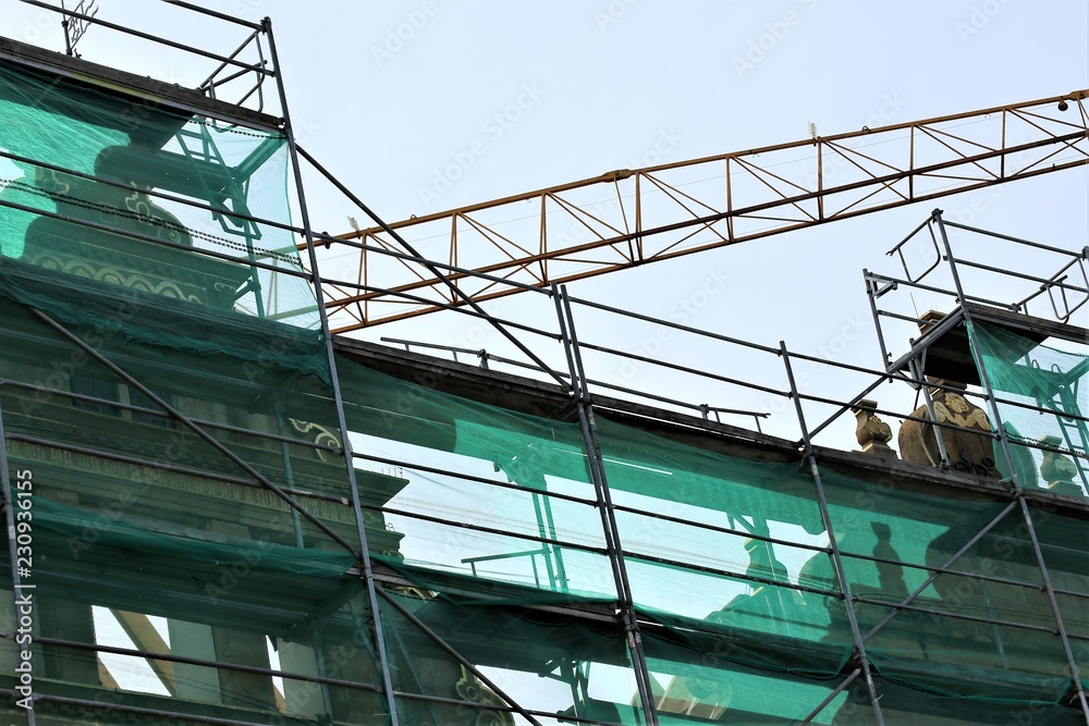 An Image of a Attic, ridge, beams