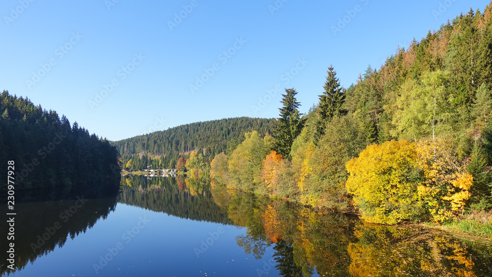 Okerstausee im Herbst, Harz, Deutschland Okerstausee im Herbst, Harz, Deutschland