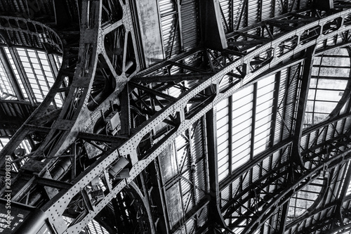 Wallpaper Mural Detail of the steel structure of the Milan central station roof. Black and white picture, urban texture Torontodigital.ca