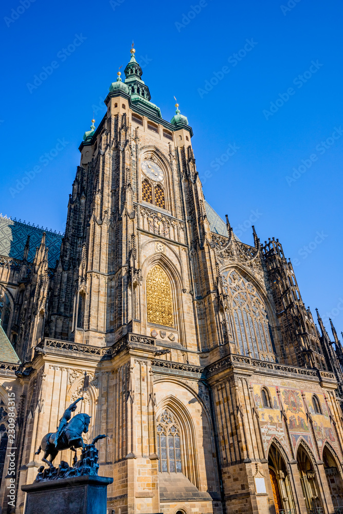 La Cathédrale Saint-Guy dans le Château Royal de Prague