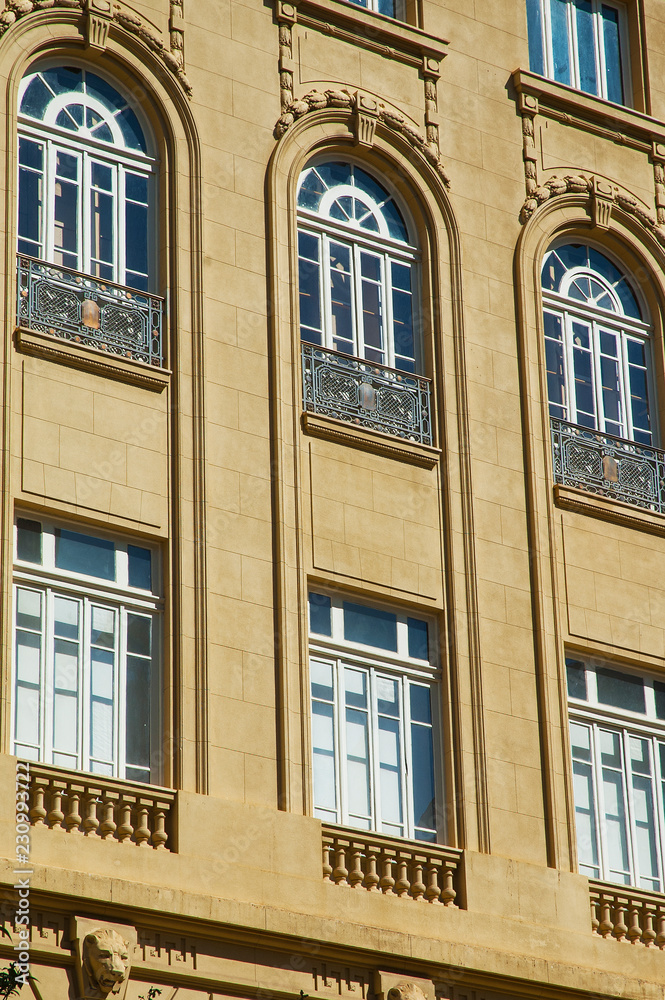 Fototapeta premium Old building facade with windows.