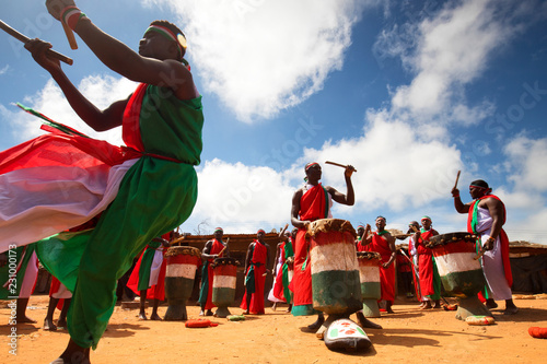 Traditional Burundian dance with typical drums, Burundi photo