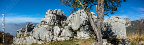 La formazione rocciosa di Sasso Malascarpa photo