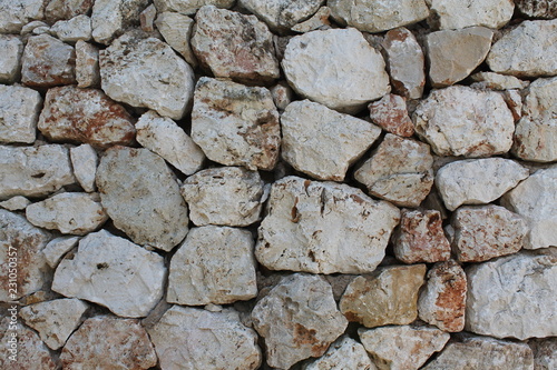 Natursteinmauer