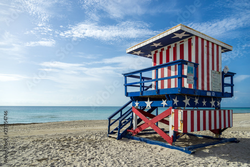 Lifeguard Stand Miami Beach © Christian Horras
