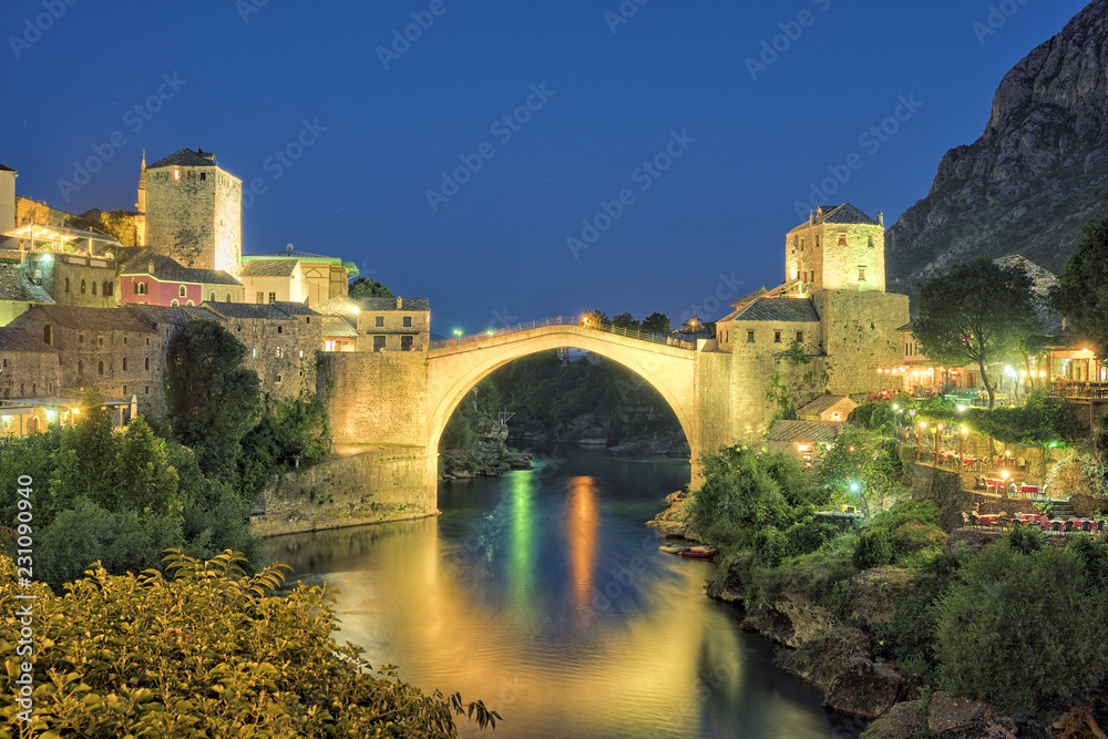 Obraz premium Mostar Old Bridge, Bosnia And Herzegovina