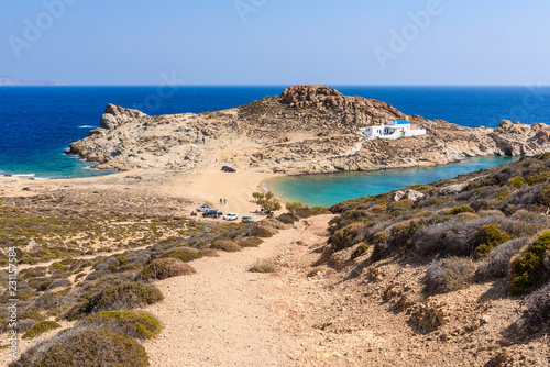 Obraz na płótnie Agios Sostis beach, a tranquil beach in the eastern part of Serifos. Cyclades, Greece w salonie