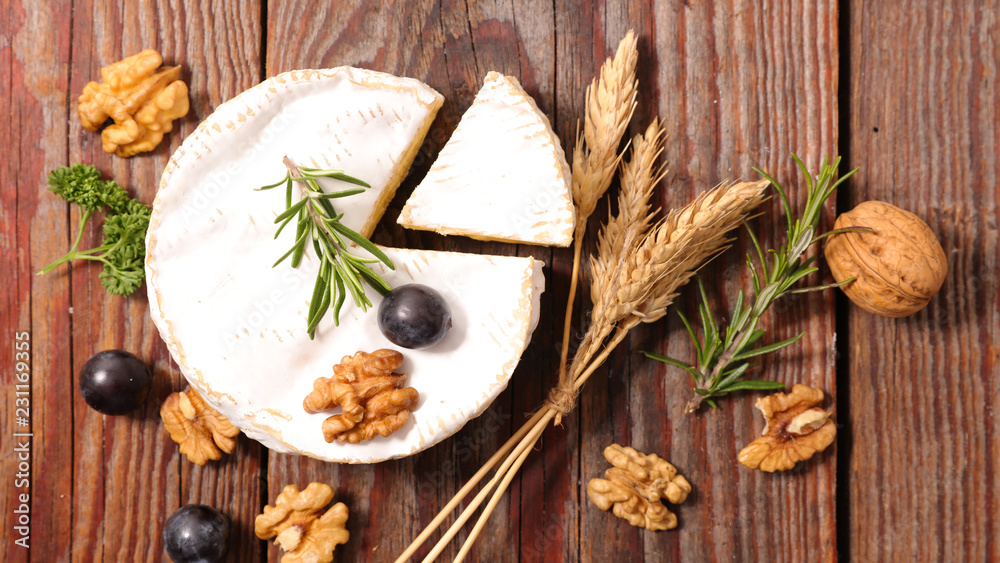 camembert with walnut camembert with walnut