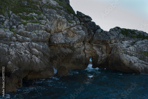 mar, roca, acuático, naturaleza, paisaje, playa, azul, costa, cielo, isla, oceáno, roca, acantilado, verano, viajando, cavas, la costa, impresiones, Santander mediterráneo, España, olas