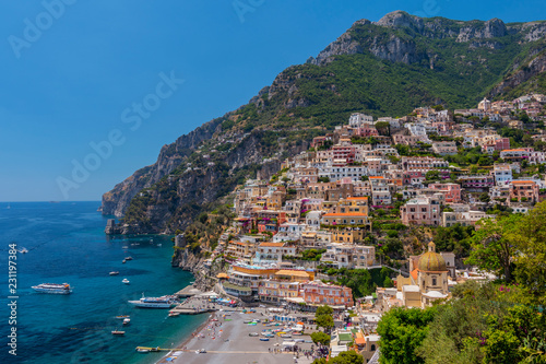 Fototapeta Naklejka Na Ścianę i Meble -  The beautiful village of Positano on the Amalfi coast in Italy.