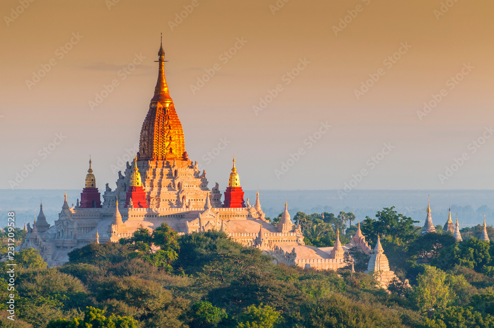 The Ananda Temple, located in Bagan, Myanmar. Is a Buddhist temple built of King Kyanzittha the Pagan Dynasty.